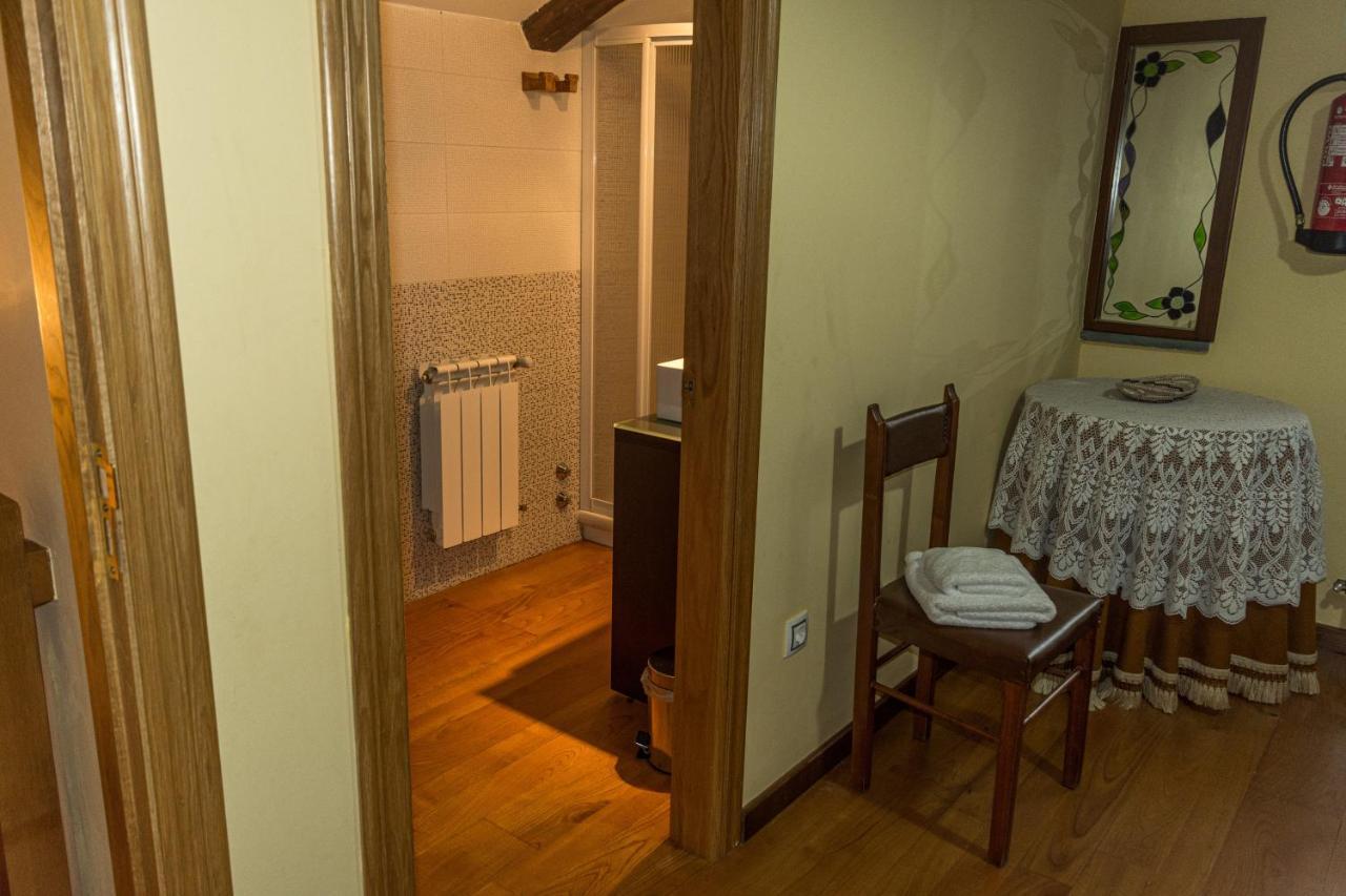 Apartamentos Rurales Tia Vicenta Santa Eulalia de Oscos Eksteriør bilde